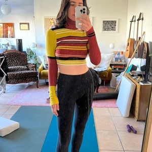 Giu giu cropped sweater red yellow white black